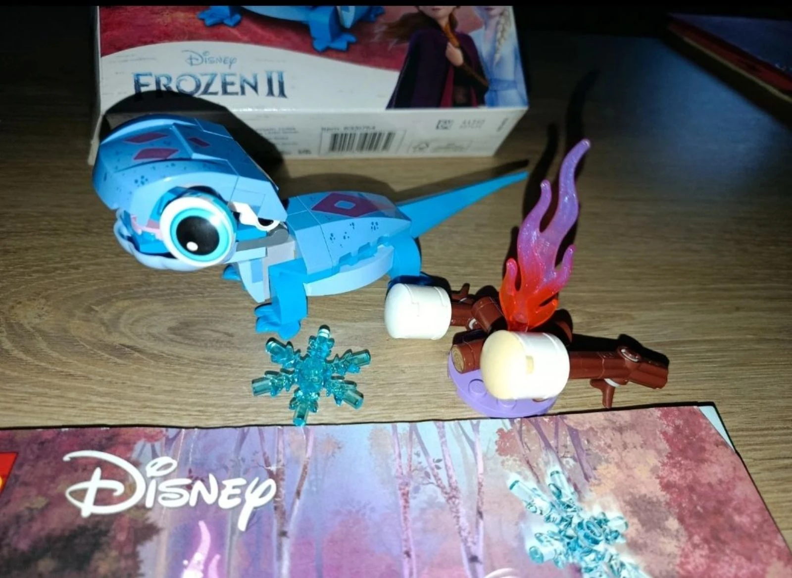 Lego Disney reina de las nieves la salamandra 43186 – photo 2
